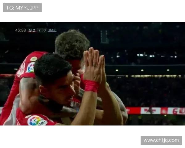 [流言板]突然断电！山西连续4分钟未得分，上海12-0高潮杀死比赛悬念50亮109回复.